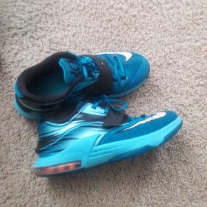 KD  7